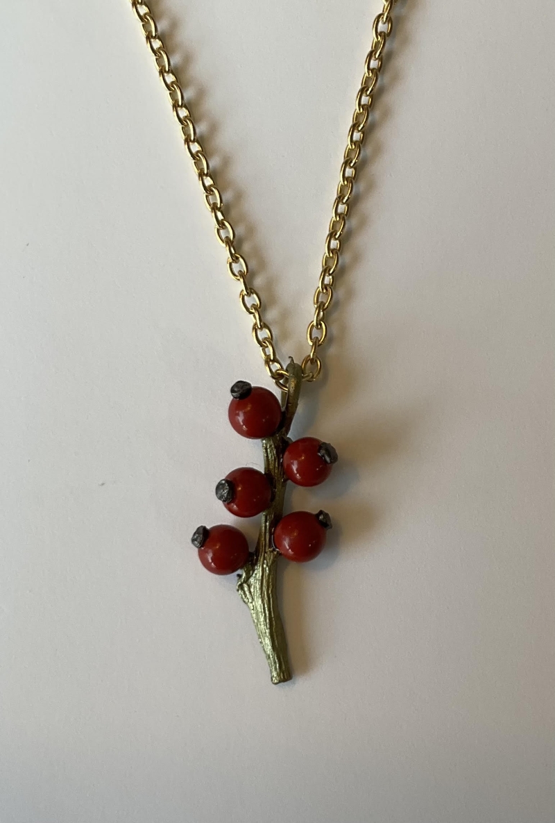 Winterberry Dainty Necklace 